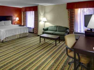 Hampton Richmond/midlothian Turnpike 3*